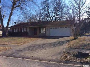 4333 Lilac Ln, Mount Vernon, IL 62864