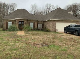 4265 Summerton Dr, Byram, MS 39272