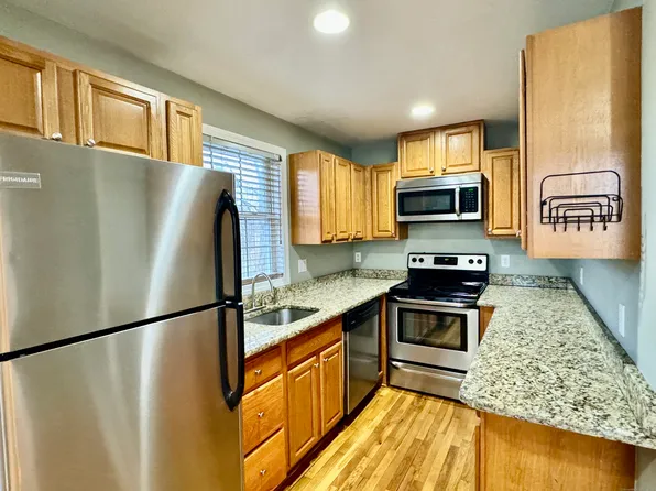 28 Clark Street, West Haven, CT 06516