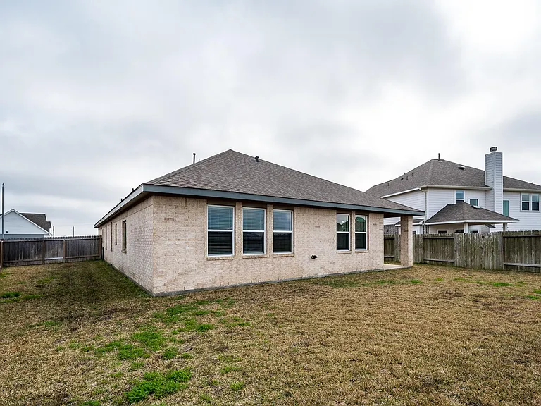 14231 Angelina Dr — Photo 31