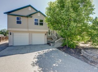 20 N Middleton Rd, Nampa, ID 83651