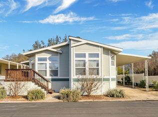 930 Champagne N, Calistoga, CA 94515