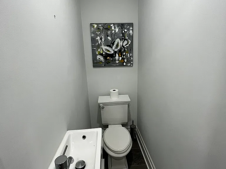71 Stockdale Cres — Photo 6