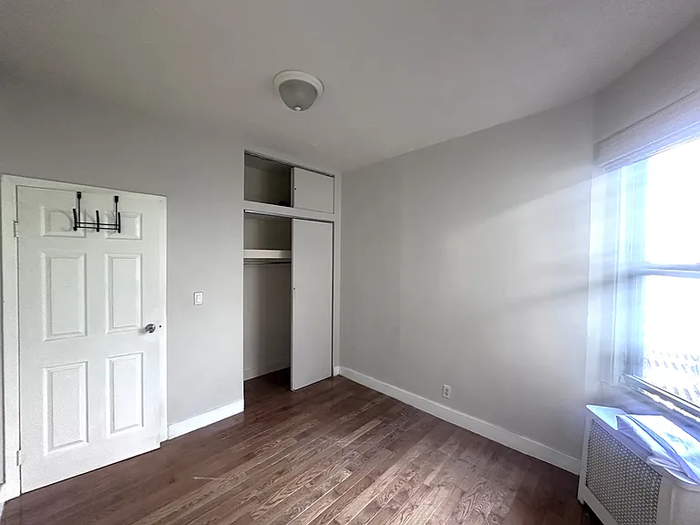 21-48 35th St #3C — Photo 8