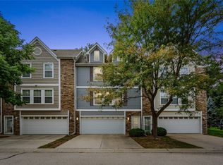 328 NE Olivewood, Waukee, IA 50263