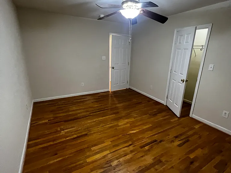 803 W Broad St #1 — Photo 13