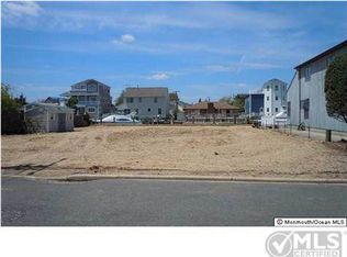 18 Pilot Rd, Toms River, NJ 08753