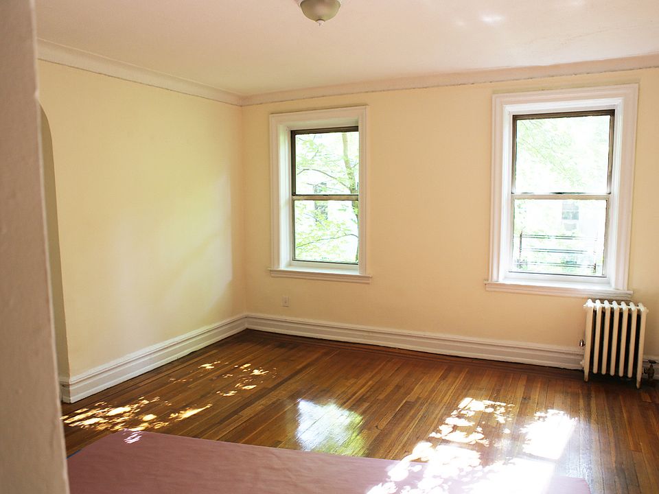 1st image of 249 Cumberland St #204