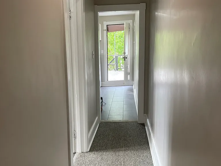 433 Windsor St #3 — Photo 16
