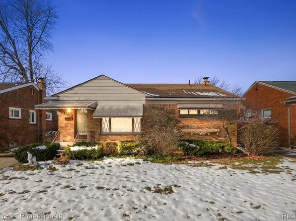 1826 Walnut St, Dearborn, MI 48124