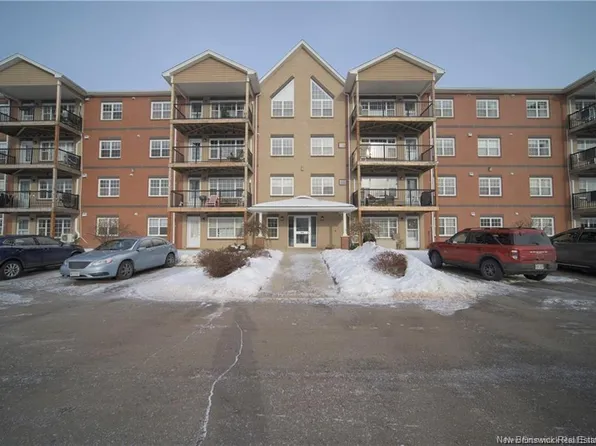 65 Brayson Blvd #103, Oromocto, NB E2V 0J2