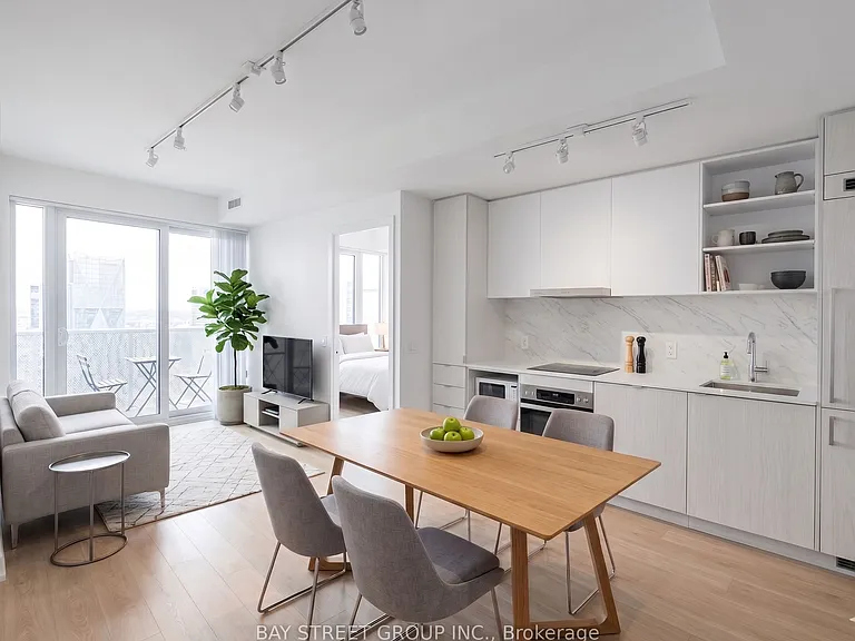 55 Cooper St #7112 — Photo 1