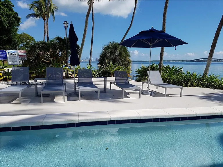 2333 Brickell Ave #2215 — Photo 31