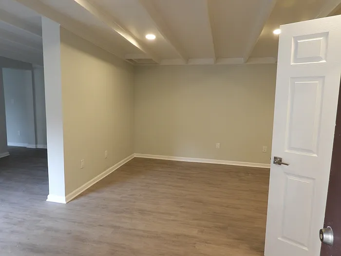 1 bed, 1.0 bath, $1,995 — Photo 2