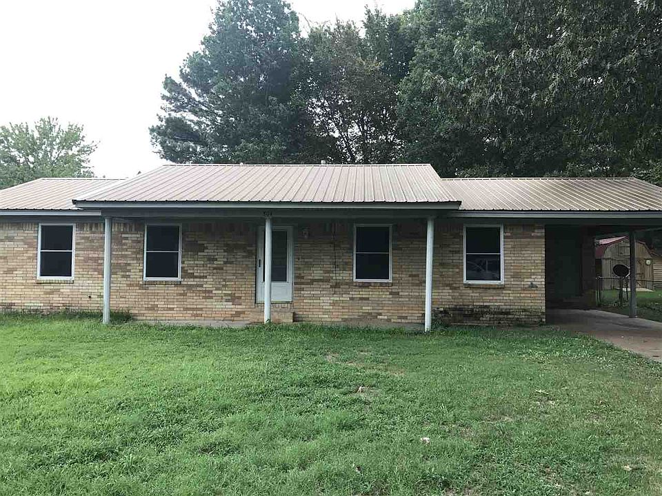 1st image of 804 Guinn St