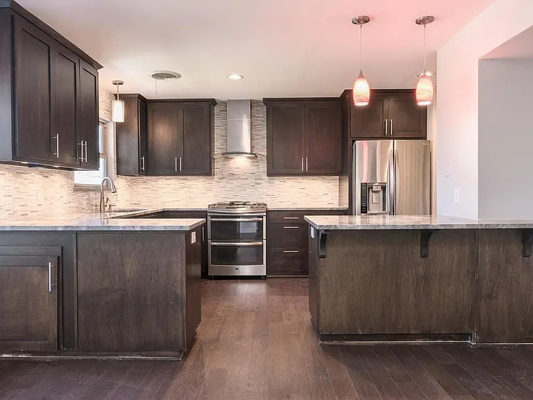 5102 Plumas Ln — Photo 4