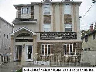 1st image of 4247 Richmond Ave
