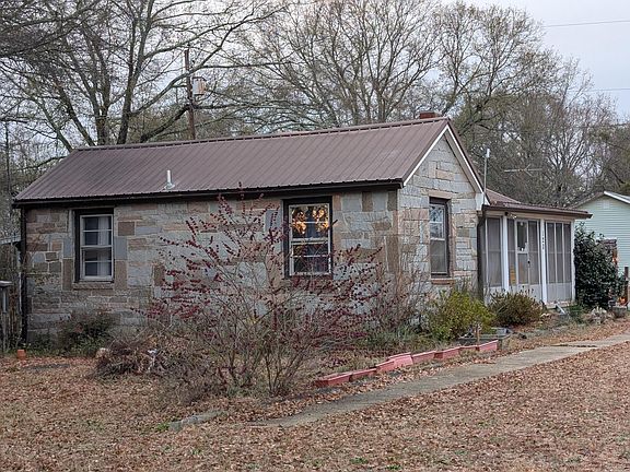2nd image of 120 Breazeale Dr