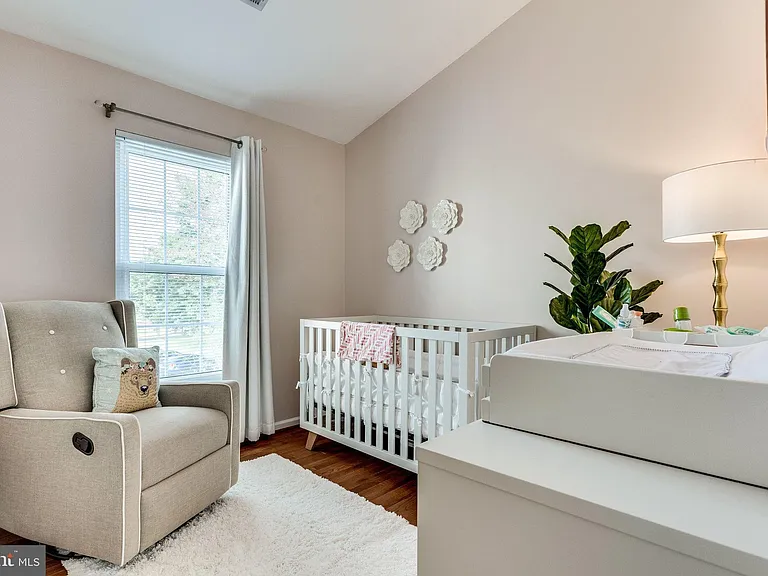 6241 Abbottsbury Row — Photo 32
