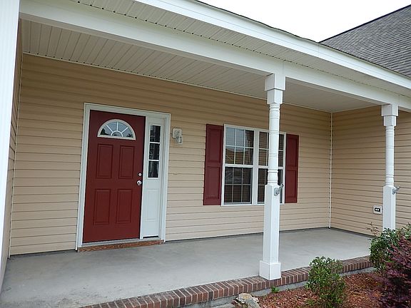 3rd image of 316 Holly Grove Ct W