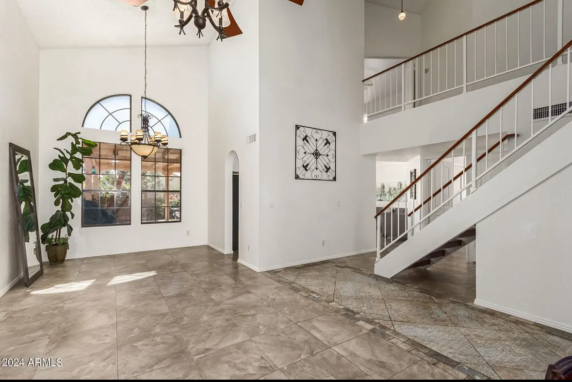 4 bed, 2050 sqft, $3,375 — Photo 2
