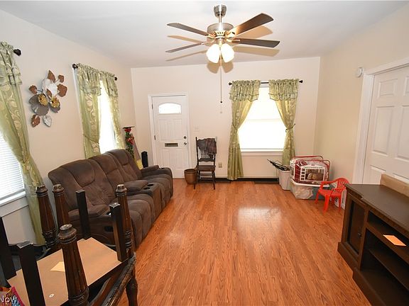 5th image of 4126 Poe Ave