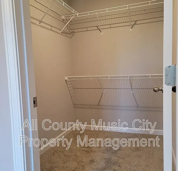 310 Negri Ct — Photo 16