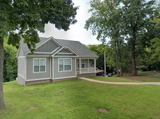 6396 Fairview Rd, Hixson, TN 37343