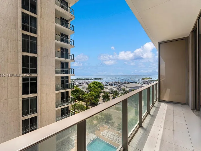 2655 S Bayshore Dr #908 — Photo 14