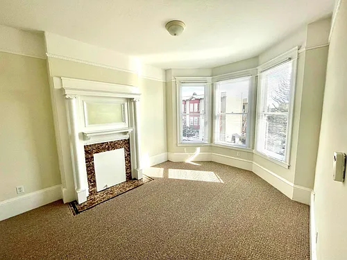 1624 Howard St #B Photo 1