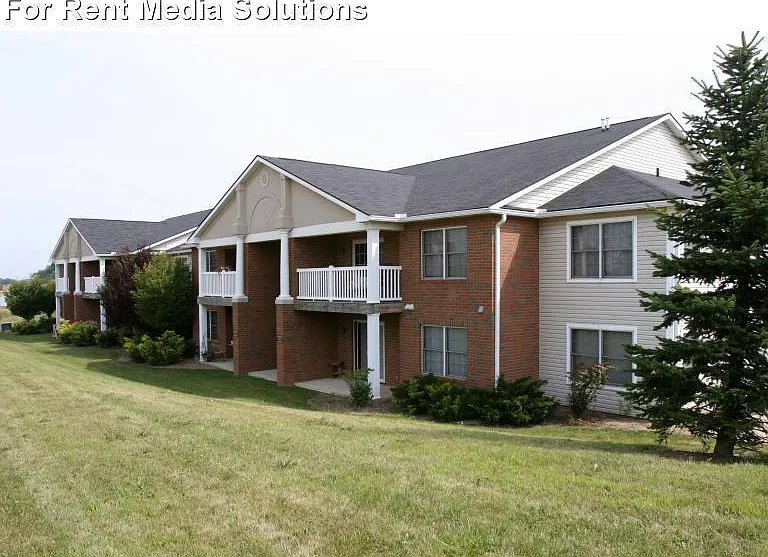 2927 Alexandria Blvd SE — Photo 2