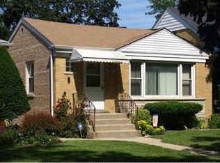 5950 N Kilpatrick Ave, Chicago, IL 60646