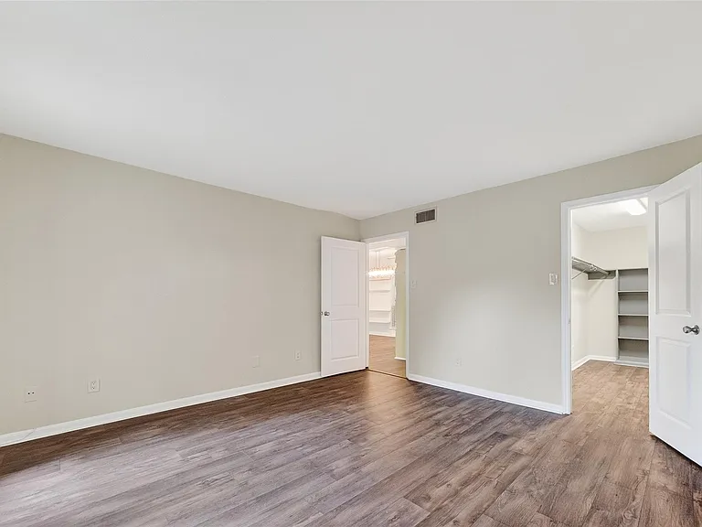 3700 W Clay St #227 — Photo 25