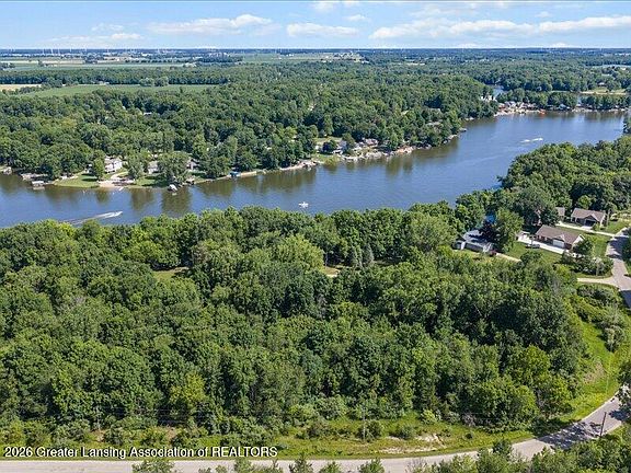 2nd image of LOT 191 N Skyline Dr