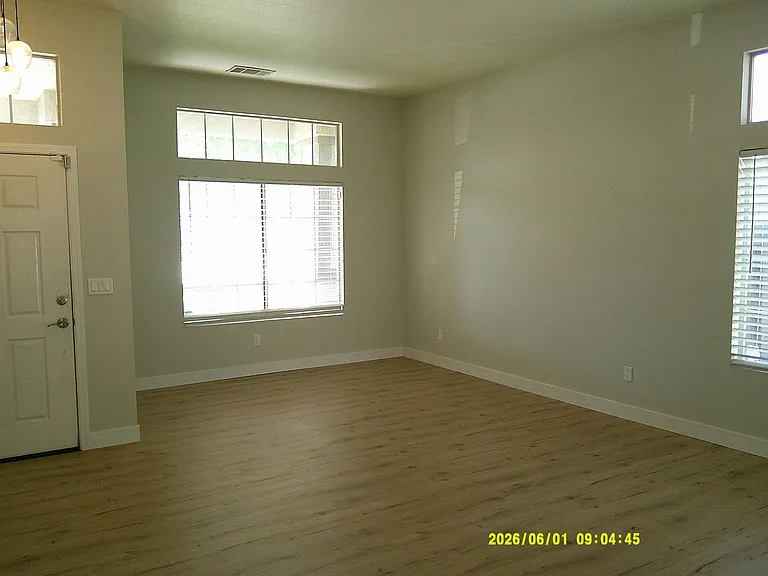 2055 Keel Ct — Photo 10