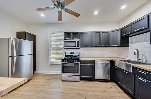 2719 N Ridgeway Ave #1 Photo 1