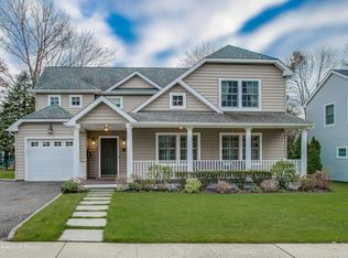 8 Guilford Rd, Port Washington, NY 11050