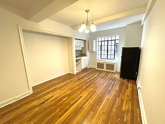 5 Tudor City Place, #1310