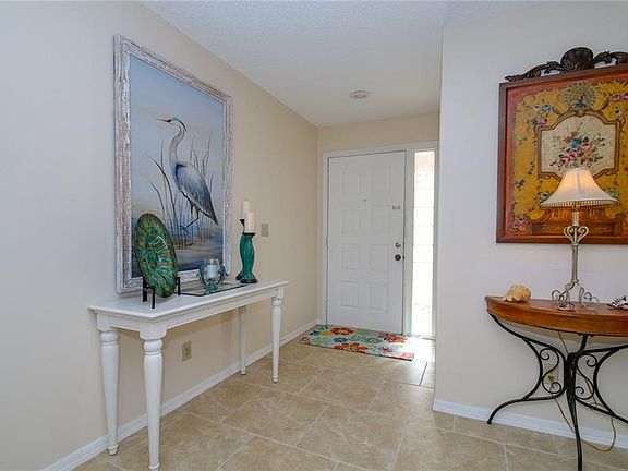 2nd image of 1609 Weatherford Dr
