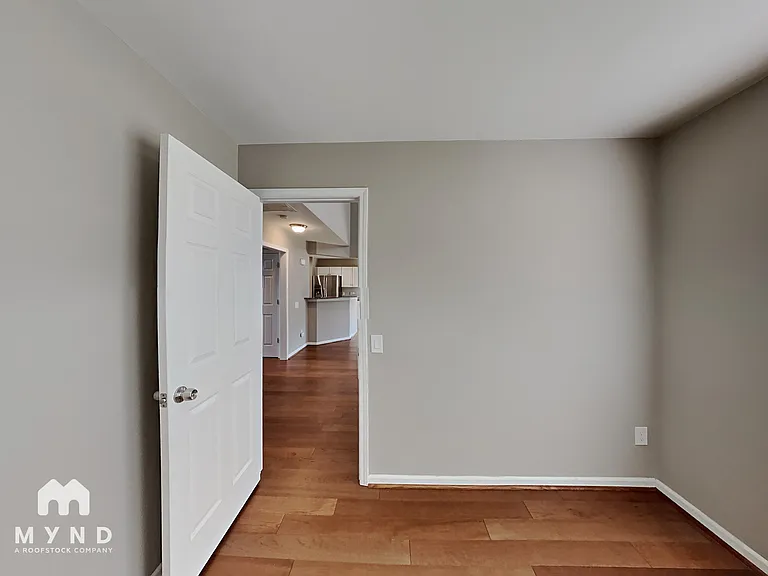 9738 Woodend Ct — Photo 29