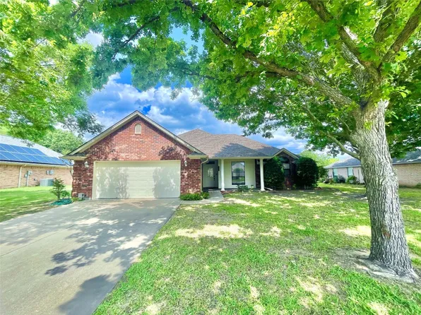 1107 Calinco Dr, Granbury, TX 76048