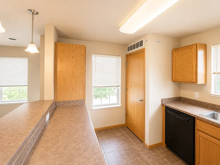 Cannery Square Apartments — Photo 58