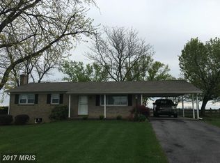 1402 Brechbill Rd, Chambersburg, PA 17202