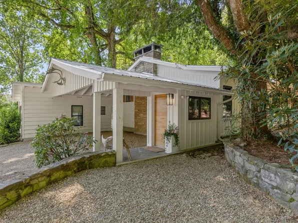 146 Satulah Road, Highlands, NC 28741