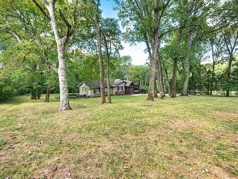 3529 Trimble Rd — Photo 6