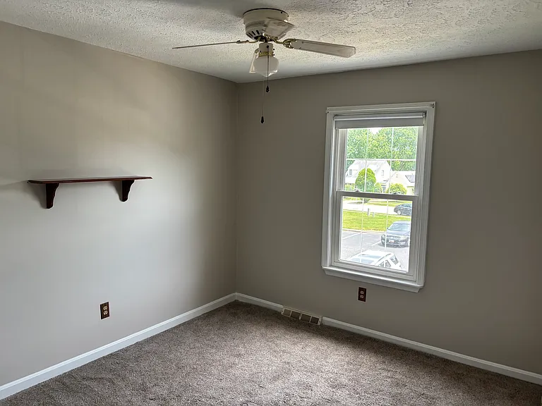 2922 Carlyle Ct — Photo 9