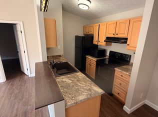 28 Woodland Hills Dr Suite 9, Southgate, KY 41071