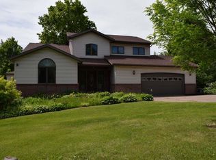 4240 Luzerne Rd, Duluth, MN 55803