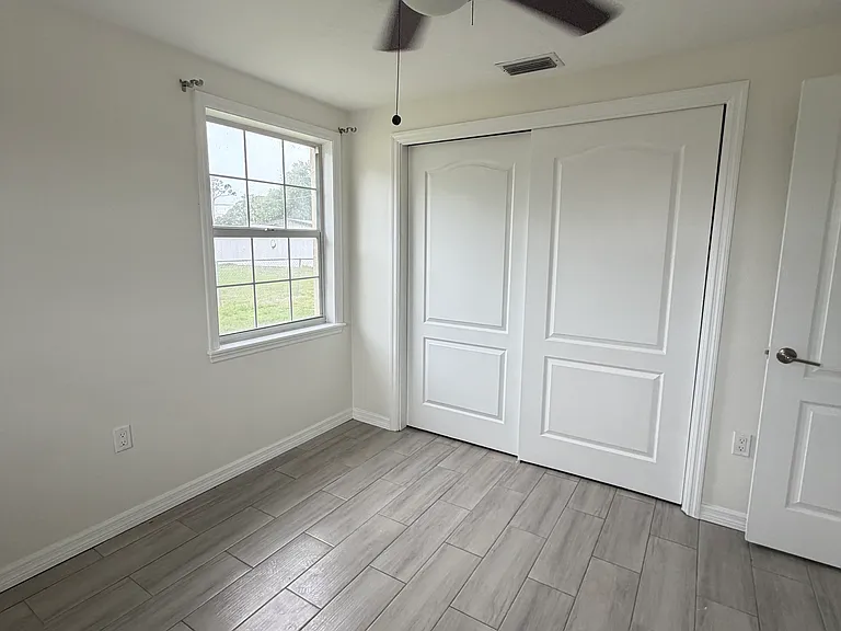 Magellan Dr — Photo 16