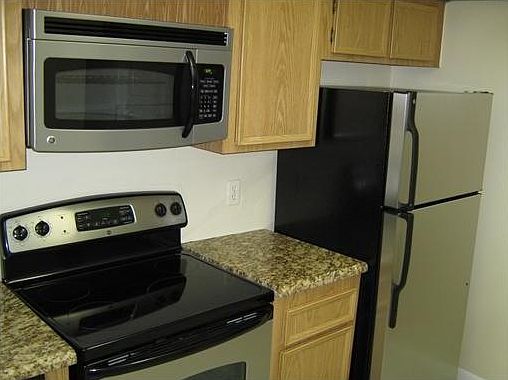 STAINLESS APPLIANCES